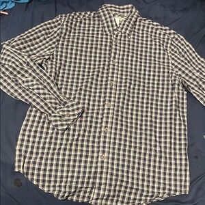 Classic Checkered Button Down Shirt for Men